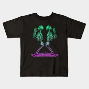 Halloween Theme - Praying Skeletons Kids T-Shirt